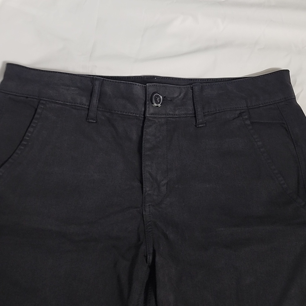 American Eagle Black Women's Shorts Sz 8  - Picture 2 of 10